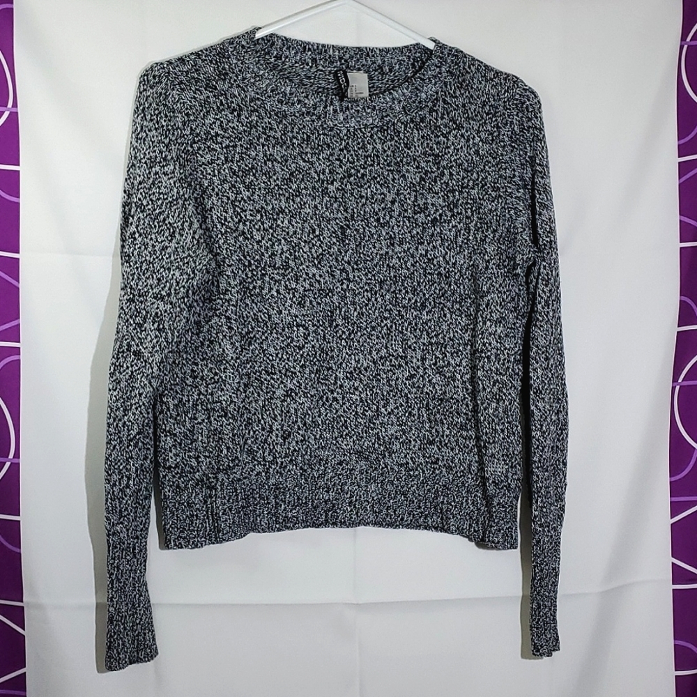 Divided by H&M Black and White Acrylic Knit Long Sleeve "Cropped" Sweater -Small